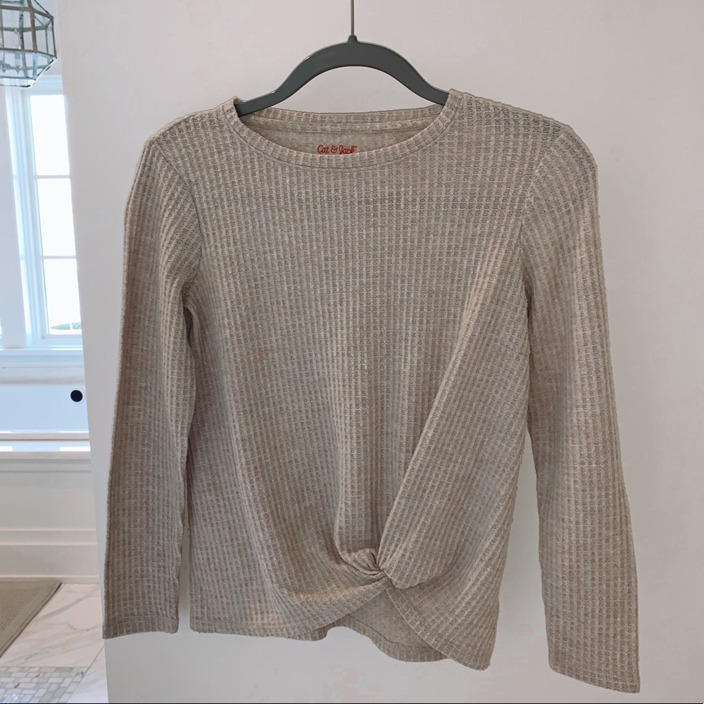 TEXTURED LONG SLEEVE